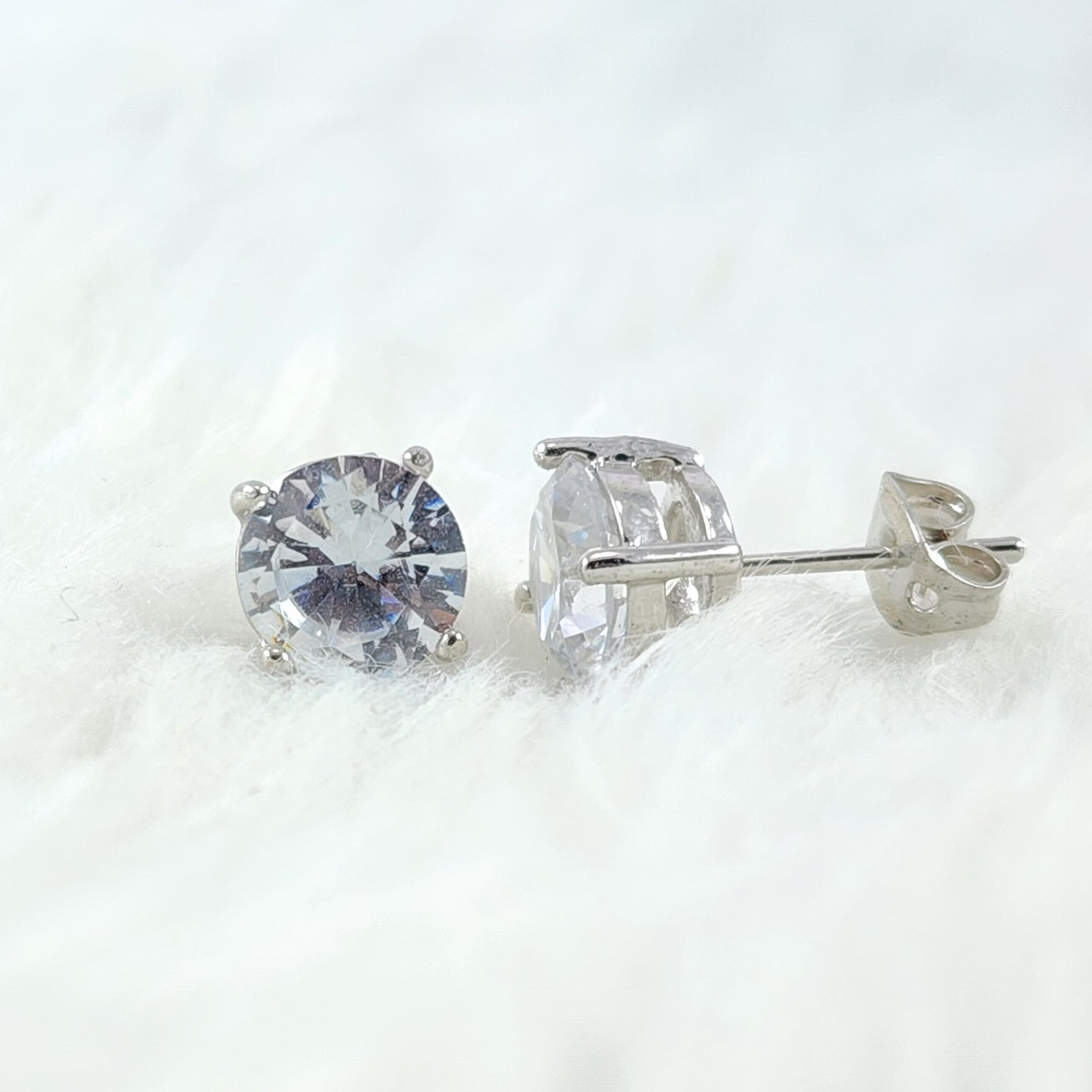 Silver Solitaire Cubic Zirconia Round Diamond Stud Earring for Women