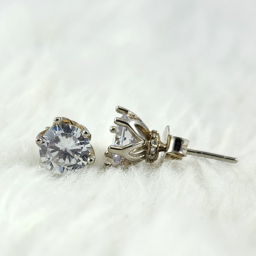 Silver Solitaire Cubic Zirconia Round Diamond Crown Design Back Stud Earring for Women